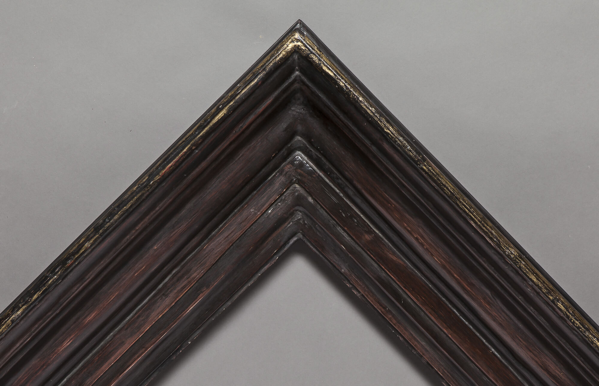 Dutch Stepped Frame